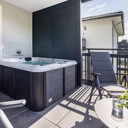 Egge 7d Mit Whirpool U Sauna *